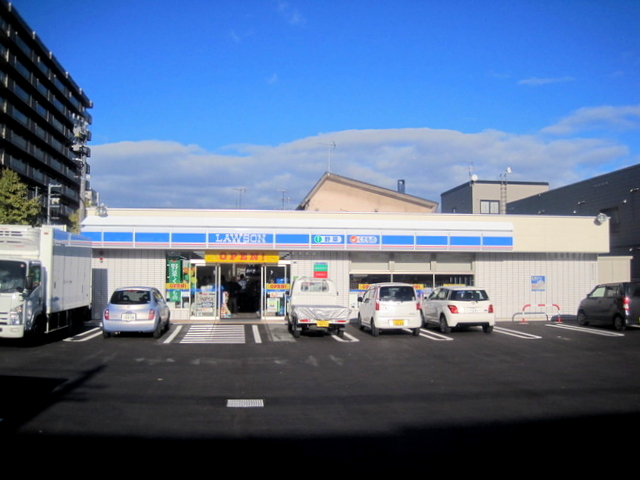 コンビニ　ローソン札幌美園2条六丁目店（コンビニ）まで202m