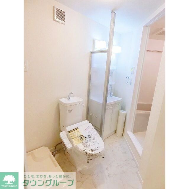 リーヴェルポート生麦OAKのトイレ写真