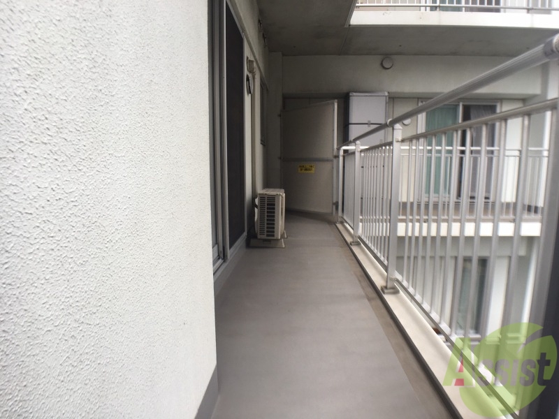 バルコニー　バルコニーが付いていますので一息ついてみてはいかがですか。