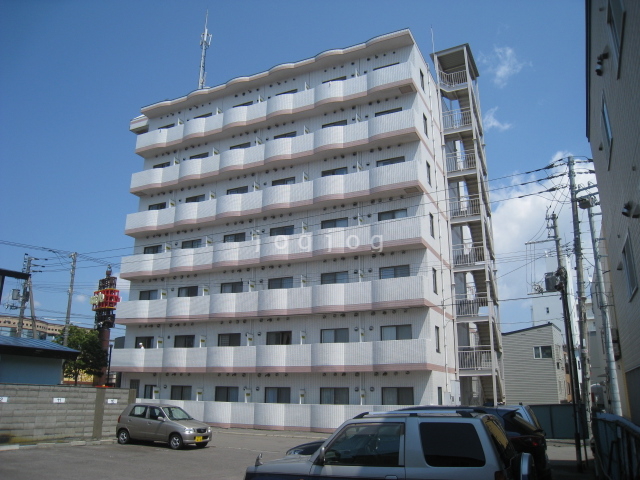 スカイコート函館の建物外観