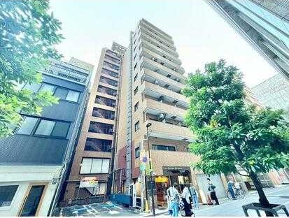 千代田区神田練塀町のマンションの建物外観