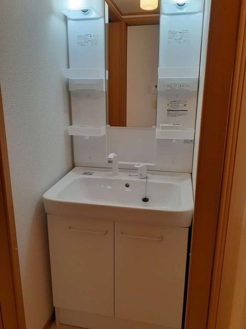 【プリムローズIの洗面設備】