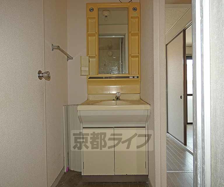 洗面設備　洗面所です。