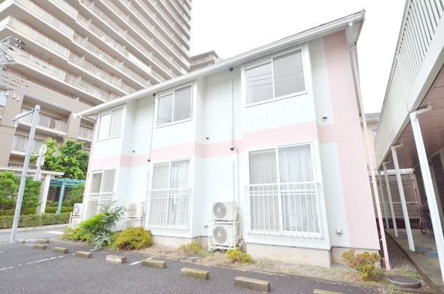 埼玉県さいたま市中央区上落合６（アパート）の賃貸物件の外観