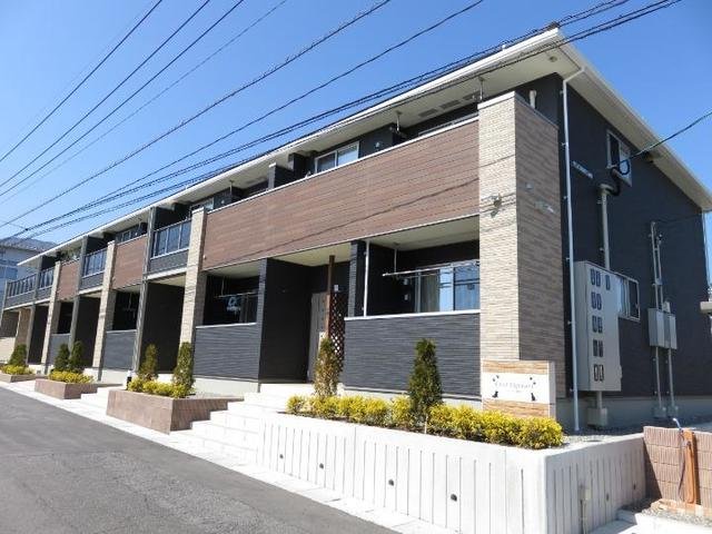 【クレスト藤原の建物外観】