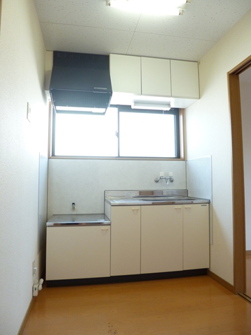 ＪＲ両毛線 佐野駅 徒歩20分 2階建 築20年のキッチン写真
