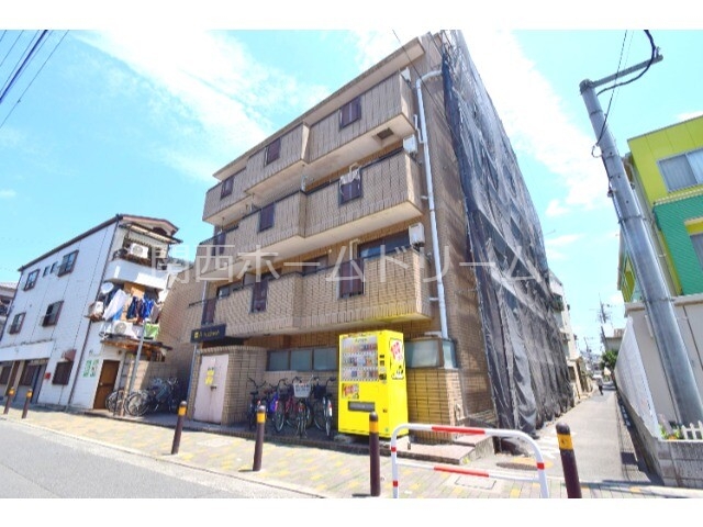 守口市大久保町のマンションの建物外観