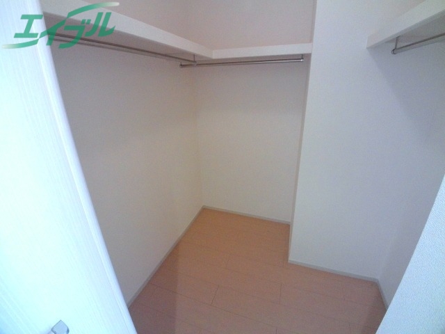 収納　同タイプの部屋写真です