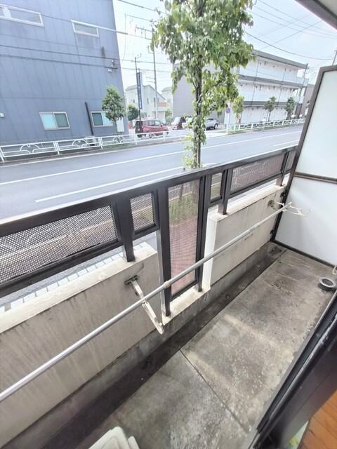 バルコニー　※クリーニング前写真