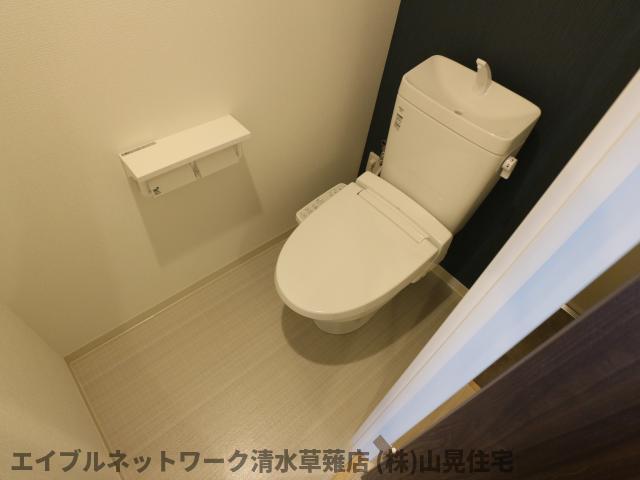 トイレ　コンパクトで使いやすいトイレです