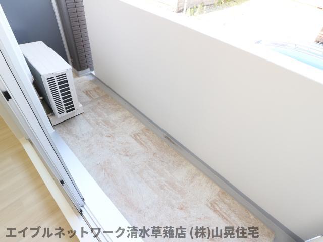 バルコニー　陽当たり良好なバルコニーです