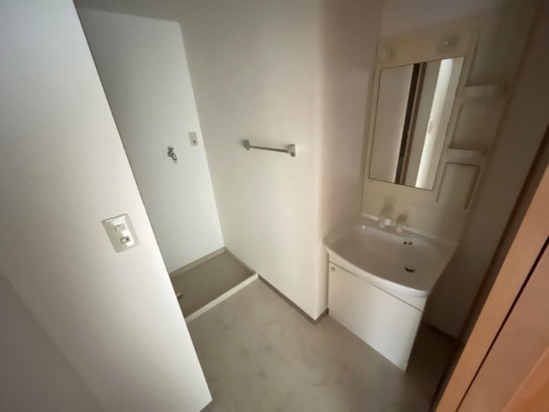 洗面設備　図面と現状に相違がある場合には現状を優先