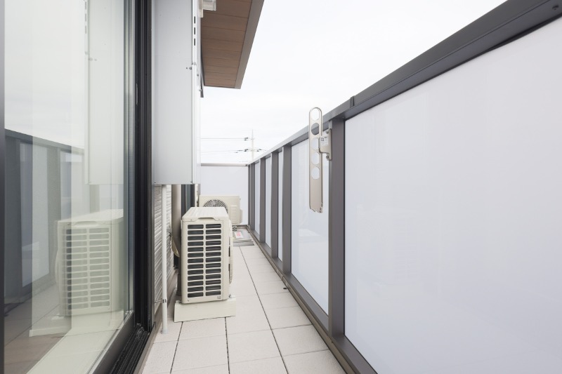 バルコニー　図面と現状に相違がある場合には現状を優先