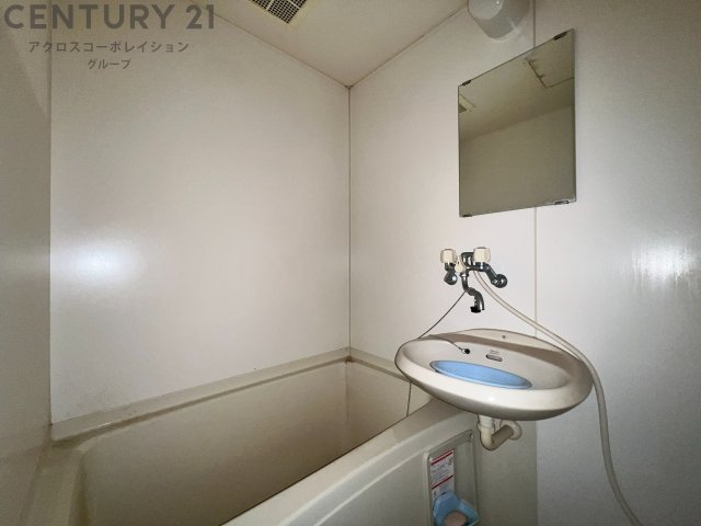 バス・シャワールーム　風呂トイレ別