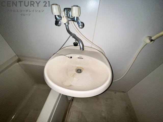 洗面設備　コンパクトな洗面台