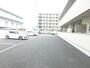 駐車場　●敷地内駐車場（空きは随時確認ください）