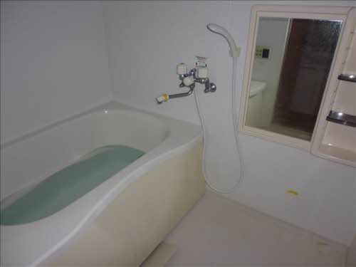 バス・シャワールーム　浴室