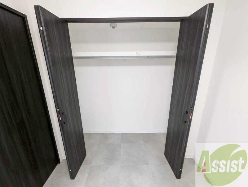 収納　洋室にはクローゼットがあるのですっきり片付きそうです。