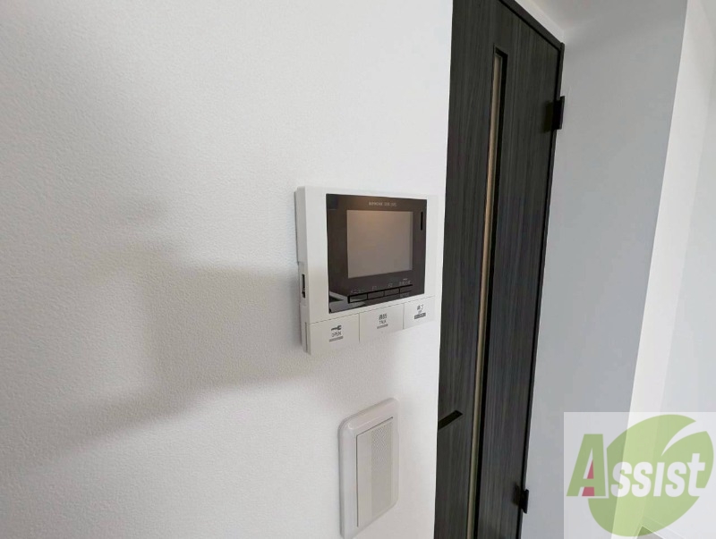 セキュリティ　モニタ付インターホンでセキュリティ面も安心です。