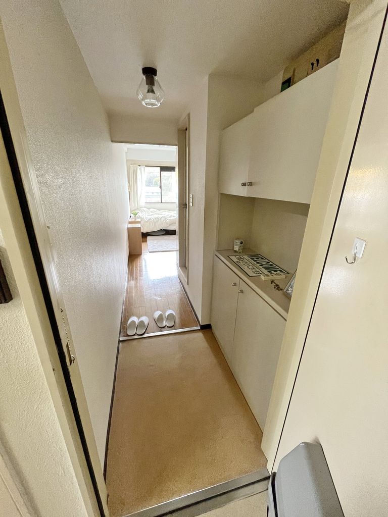 玄関　同建物別号室参考写真参照