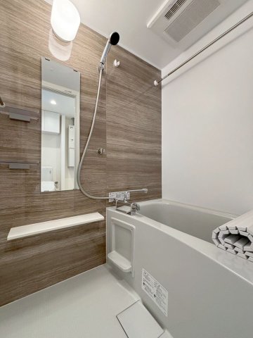 バス・シャワールーム　お風呂で日々の疲れを落としましょう