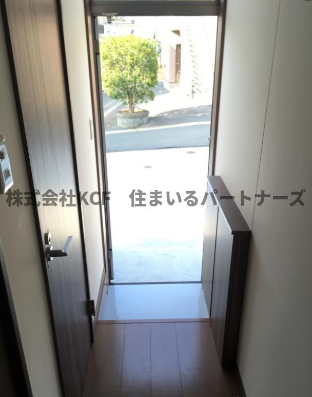 玄関　収納もある玄関です