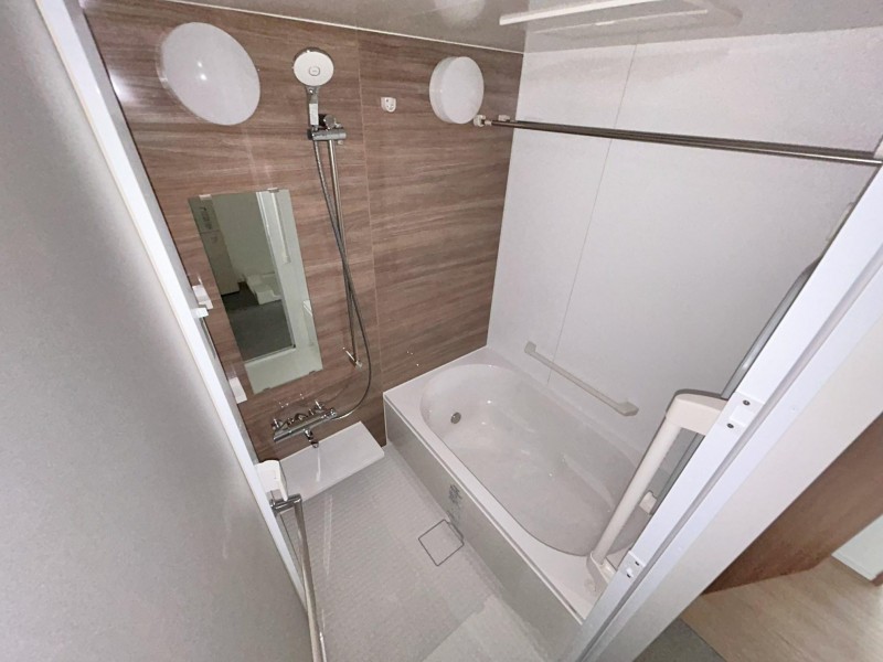 バス・シャワールーム　浴室