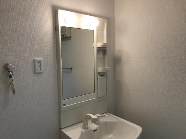 洗面設備　洗髪洗面化粧台