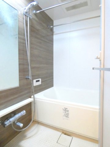 バス・シャワールーム　バス※別部屋参考写真