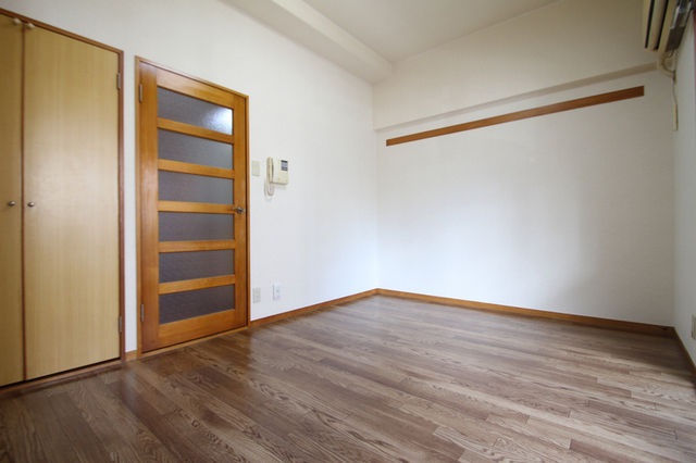 居室・リビング　※別室の参考写真の為、現況優先です。