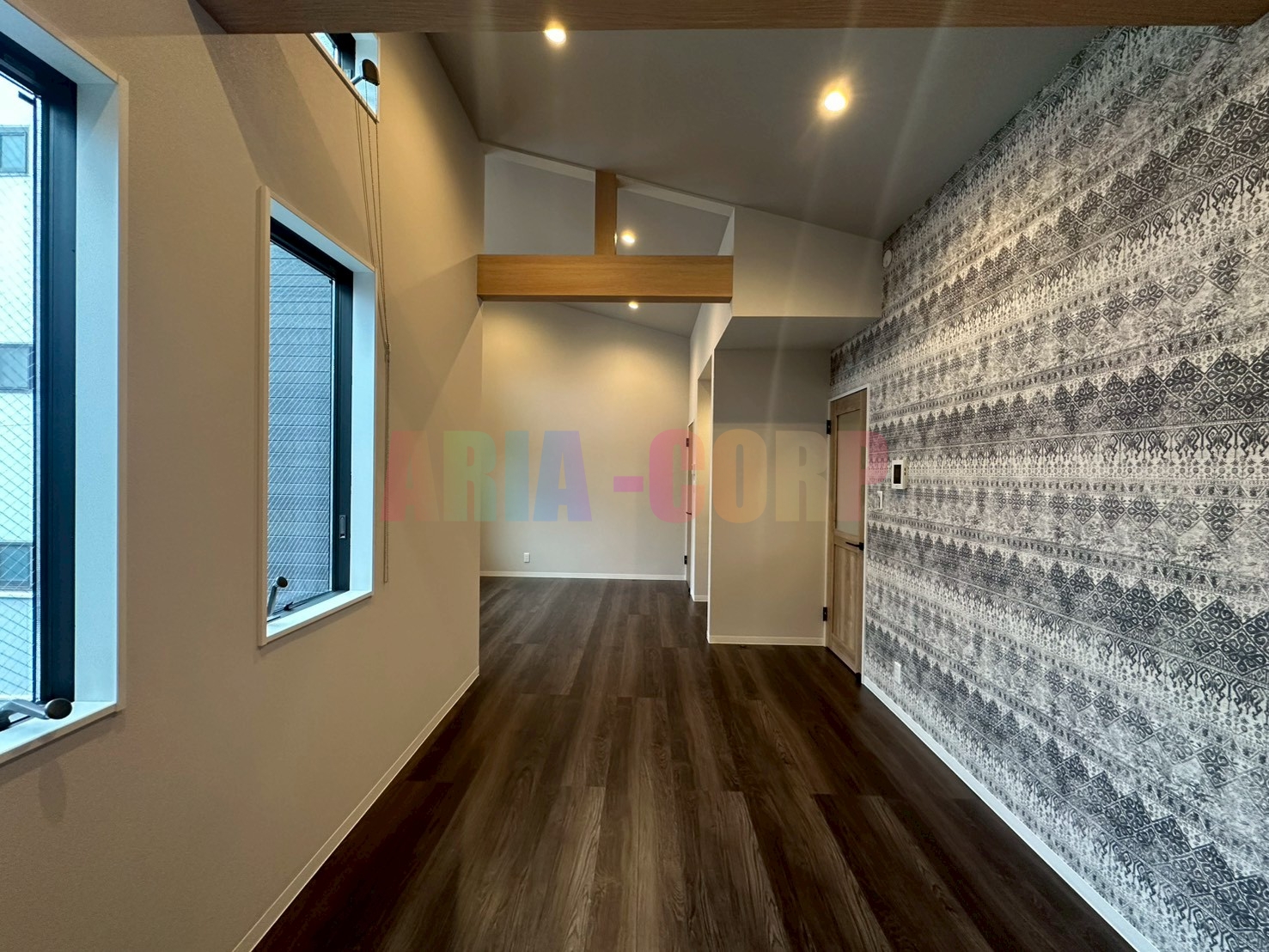 居室・リビング　室内は13帖オーバー事務所としてもご利用可能◎お洒落な空間♪