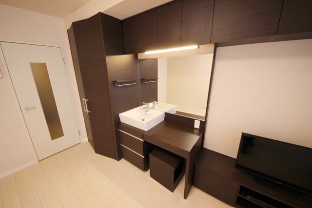 洗面設備　★独立洗面台☆