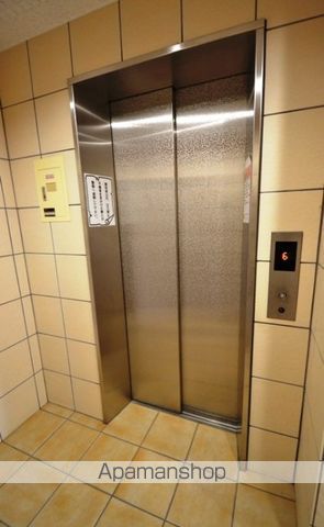 ロビー　ロビー