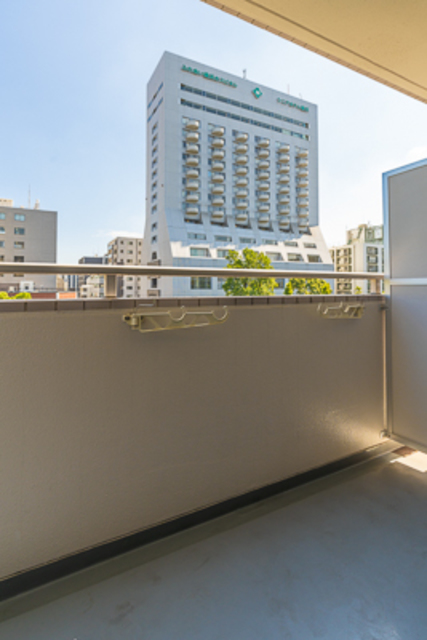 バルコニー　※写真は同タイプ住戸です。