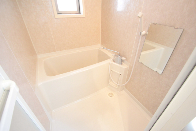 バス・シャワールーム　※別室の参考写真です