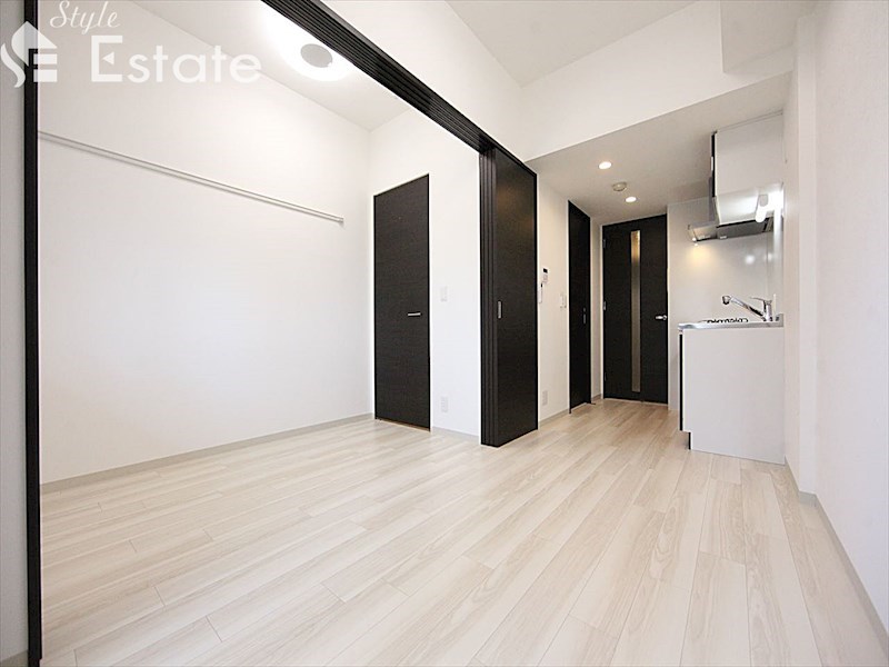 居室・リビング　内装