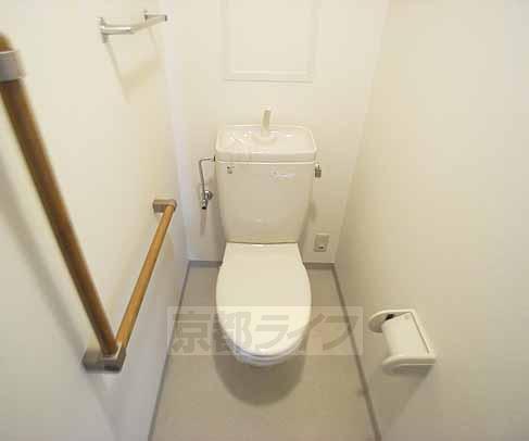 トイレ　清潔感のある洋式トイレ