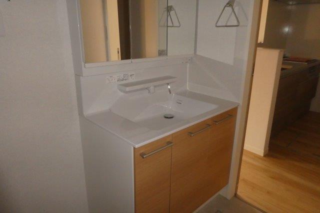 洗面設備　シャンプードレッサー