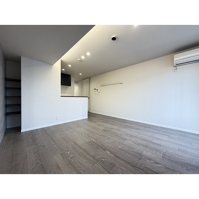 居室・リビング　１４．６帖の広々としたリビングです♪