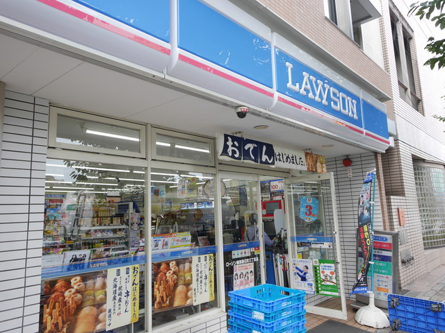 コンビニ　ローソン練馬春日町3丁目店（コンビニ）まで114m