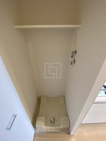 その他設備　アドバンス大阪グロウスII　室内洗濯パン