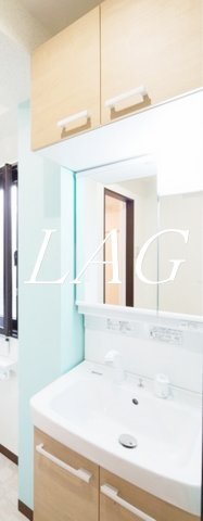 洗面設備　独立洗面台です。