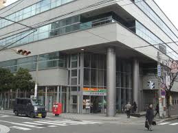 郵便局　天王寺上汐郵便局（郵便局）まで360m