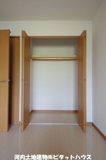 収納　洋室収納