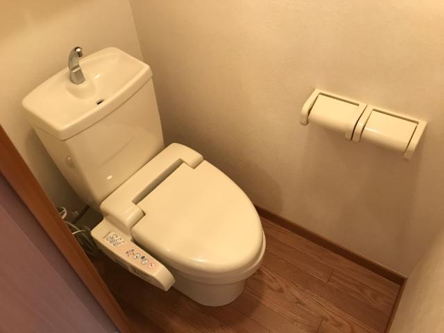 トイレ　シャワー付トイレ