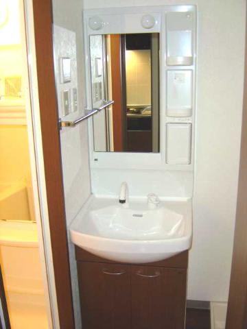 洗面設備　洗髪洗面化粧台