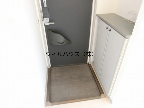 玄関　シューズボックスあり！