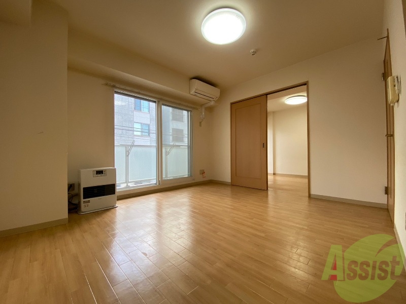 居室・リビング　広くてキレイなＬＤＫが広がっていて、充実した生活が送れそう。