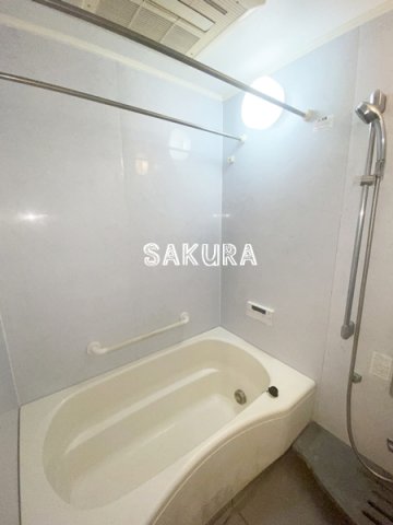 バス・シャワールーム　日々の疲れを癒すお風呂です♪