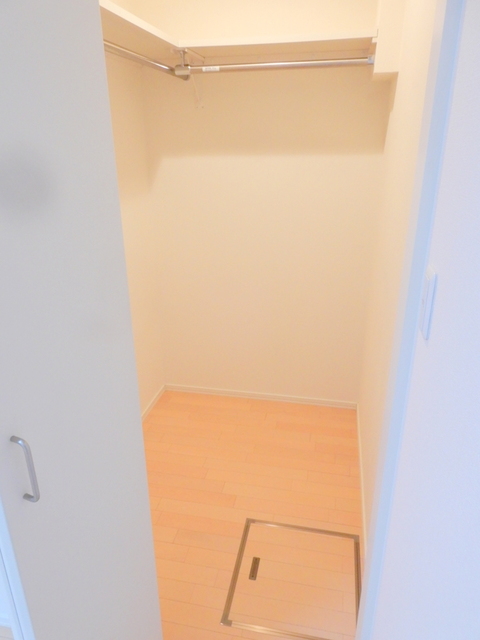 収納　1.2帖ウォークインクローゼット